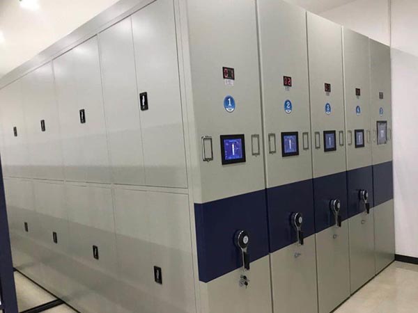 Intelligent dense rack case